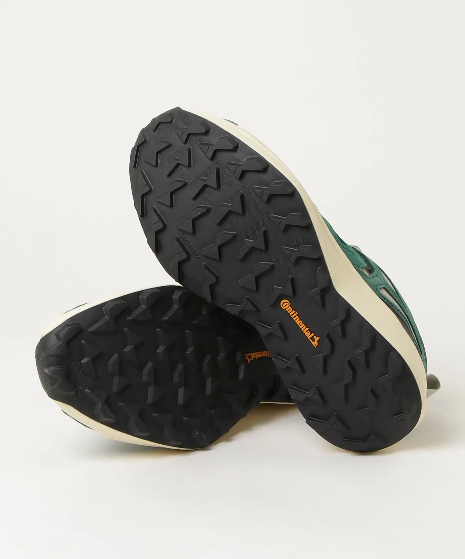Мужские кроссовки Adidas Kantai Trail — фото 3