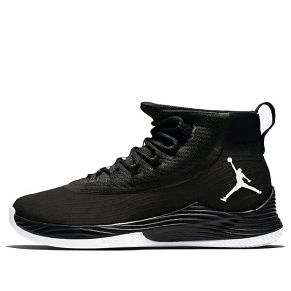 

Кроссовки ультра флай 2 х Air Jordan, черный