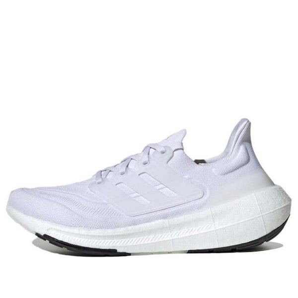 

Кроссовки ультра буст лайт Adidas, белый