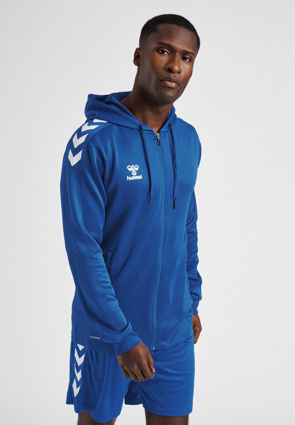 

Толстовка Hummel, цвет true blue