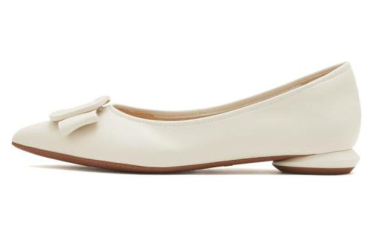 

Туфли женские повседневные Women's Casual Shoes Women's Staccato, цвет Cream White