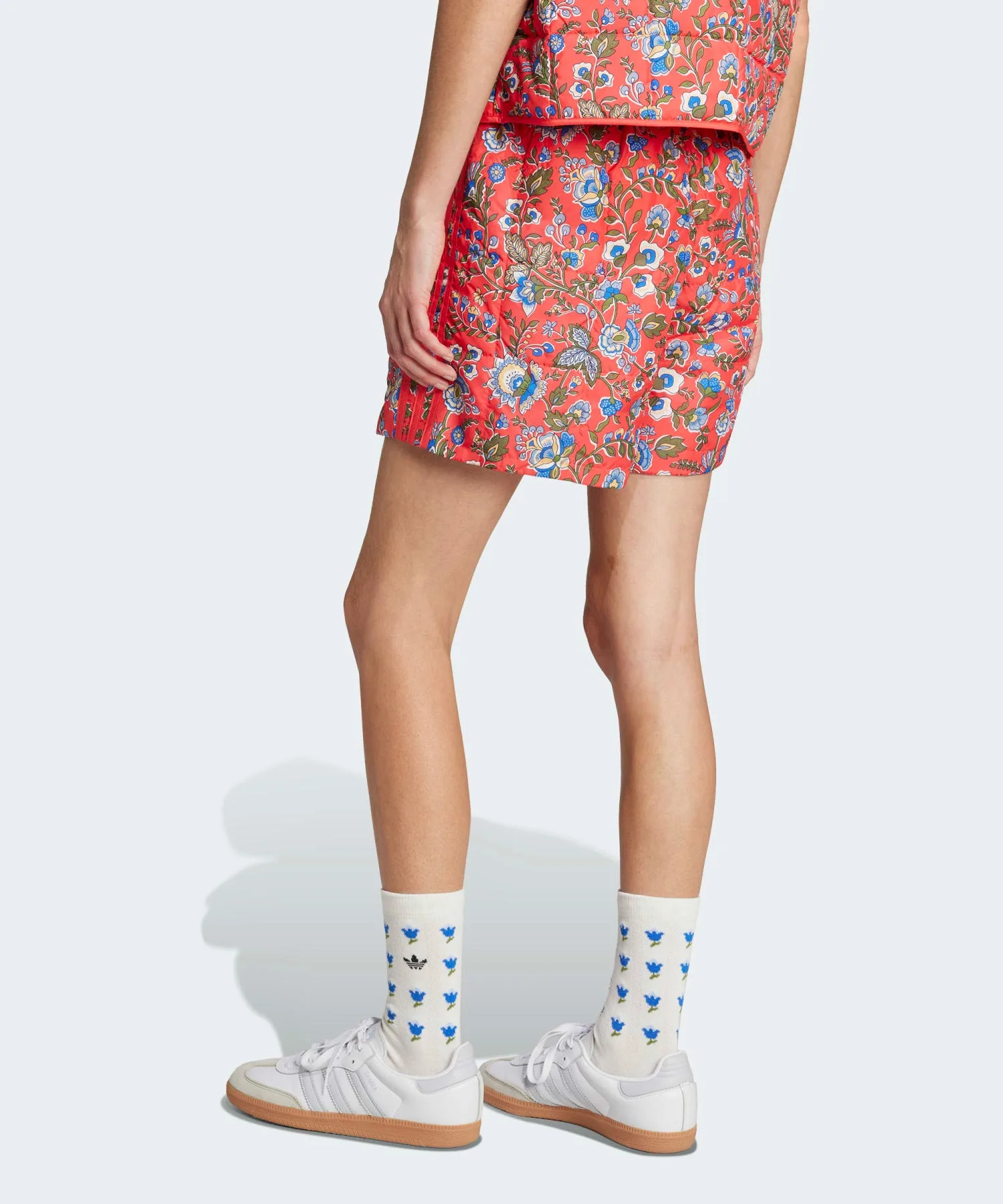 Женские шорты adidas Originals × Liberty London килт из полиэстера красные — фото 2