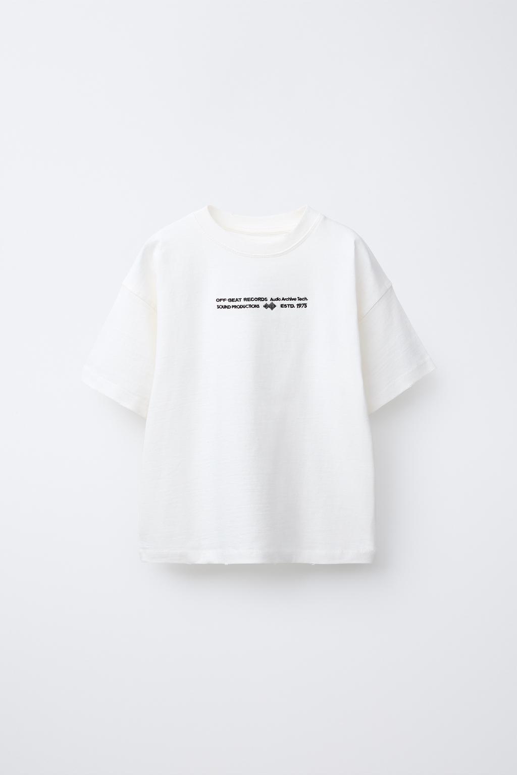 

Футболка с вышитым слоганом ZARA, устрично-белый