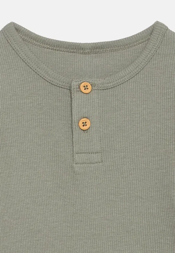 Футболка Name It Nmmkab ss top noos basic t-shirt, тень — фото 4