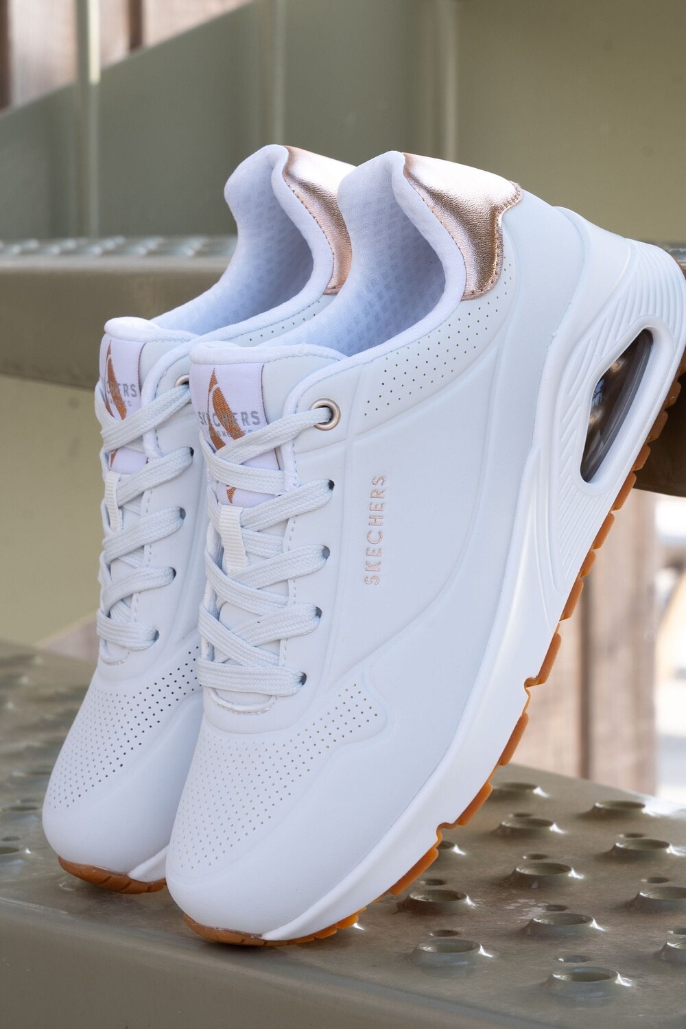 

Спортивная обувь Uno lite Light One Skechers, белый