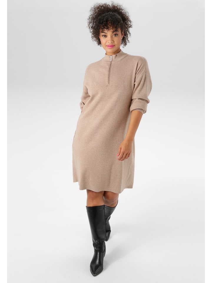 

Aniston Вязаное платье бежевого цвета