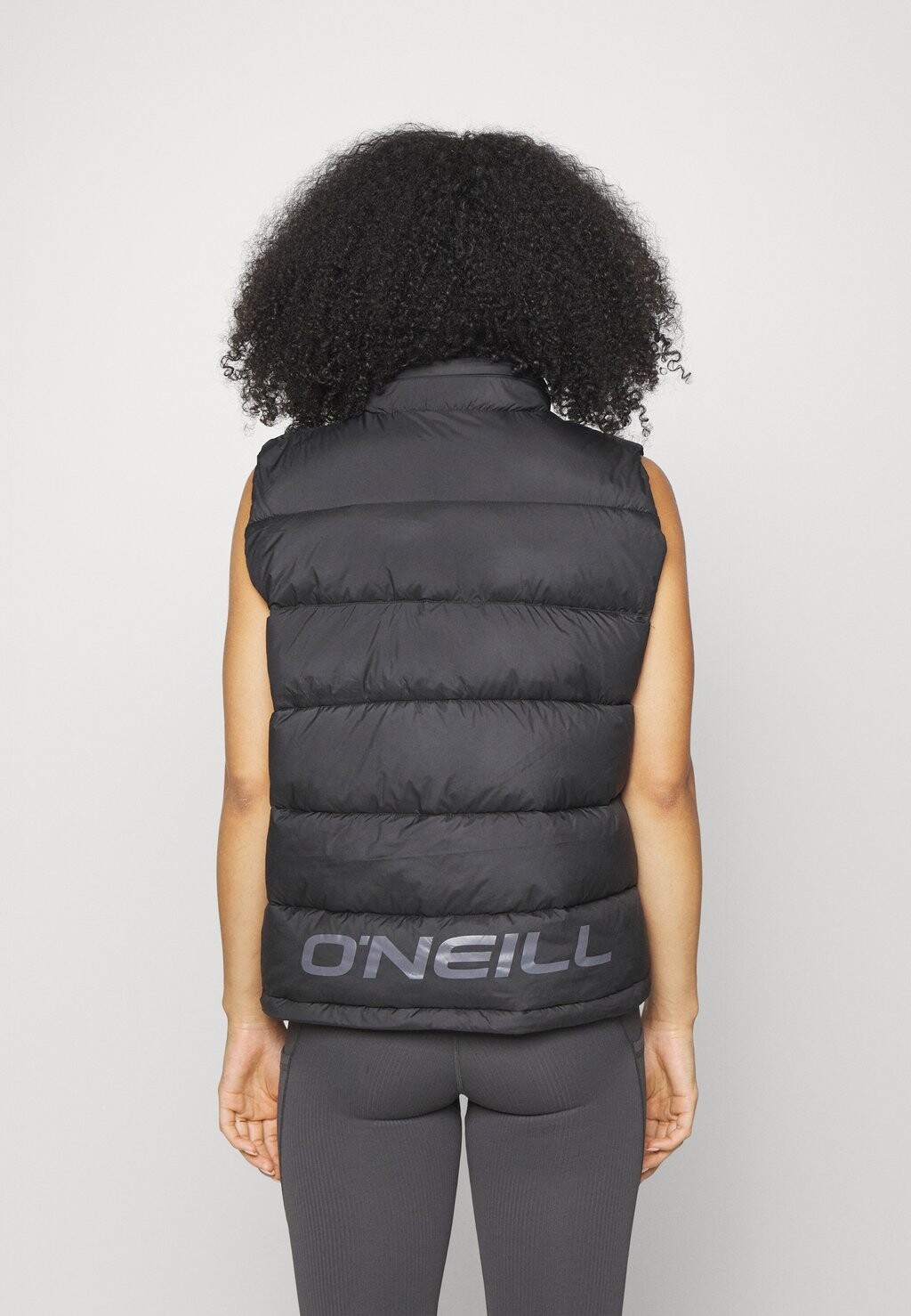 

Жилет O'RIGINALS PUFFER VEST O'Neill, цвет black out