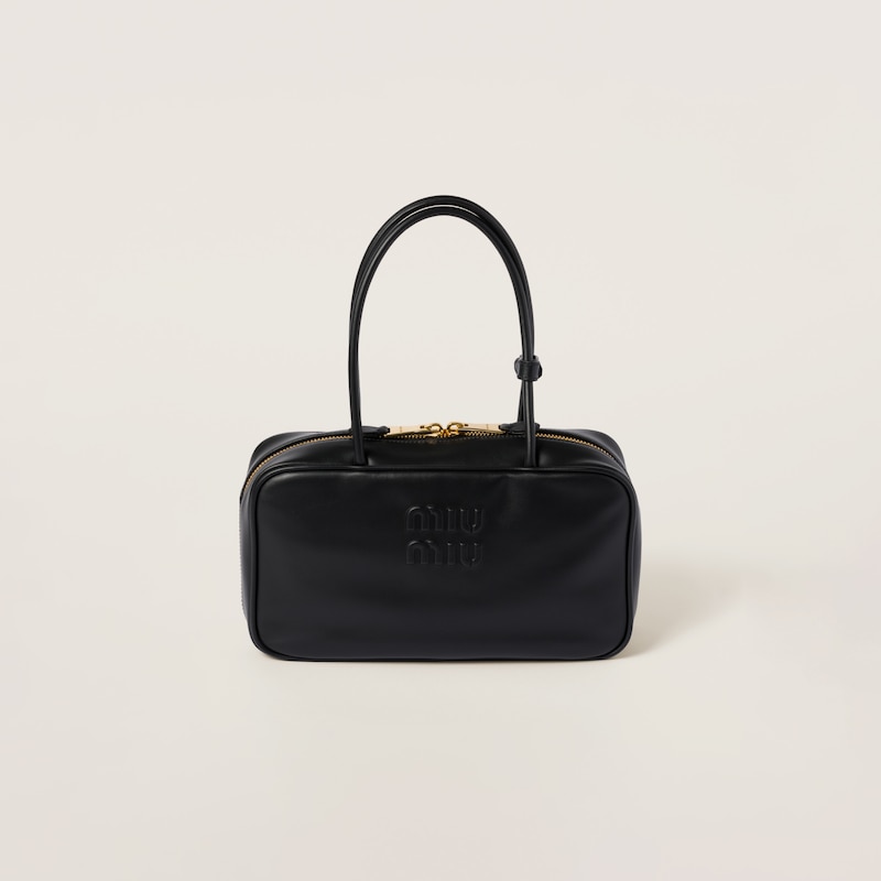 

Красивая кожаная сумочка Miu Miu, черный