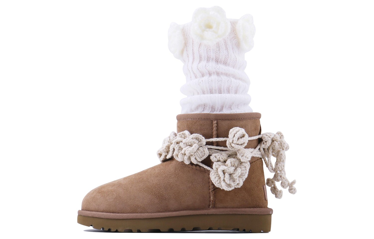 

CLASSIC MINI Зимние ботинки женские Ugg, цвет Chestnut