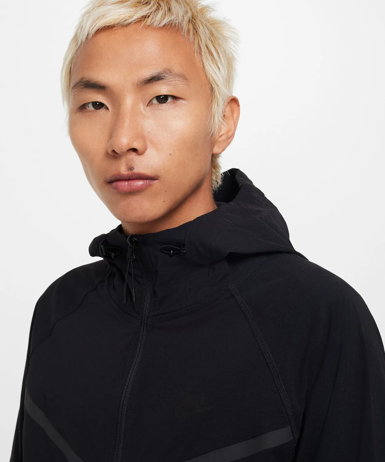Куртка Nike Tech WR Full-Zip Woven Jacket, чёрная — фото 3