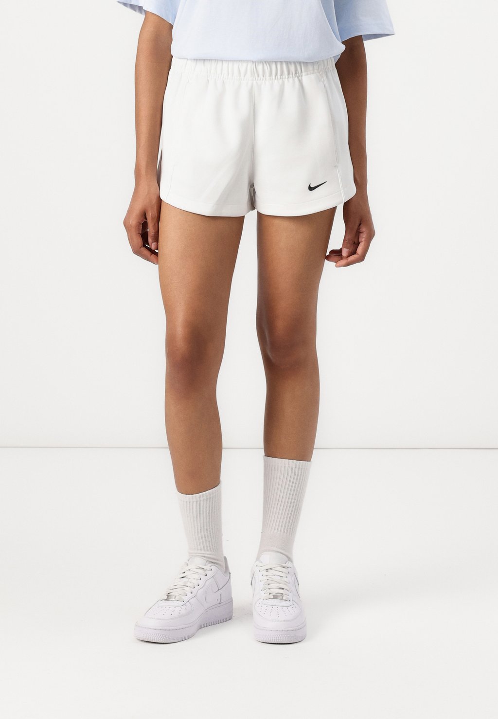 

Спортивные шорты Nike Sportswear, белый