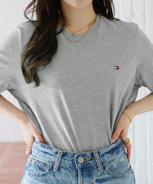 

Футболка Tommy Hilfiger, свободного кроя, объемного силуэта, с коротким рукавом, серая, Серый, Футболка Tommy Hilfiger, свободного кроя, объемного силуэта, с коротким рукавом, серая