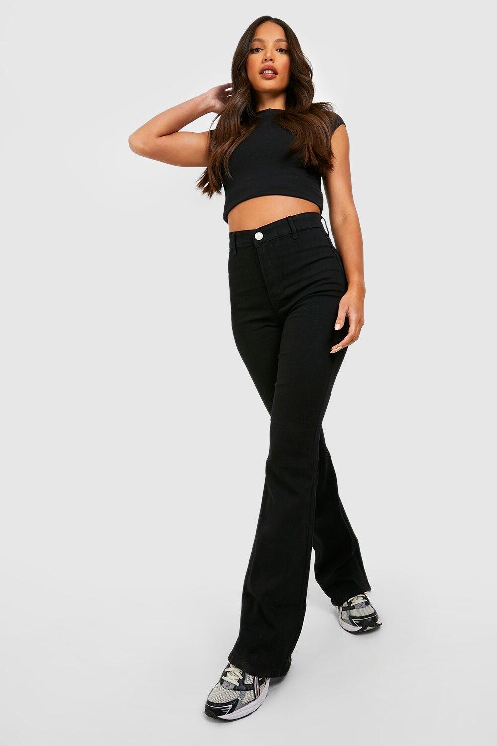 

Расклешенные джинсы скинни с высокой талией Tall Basics boohoo, черный