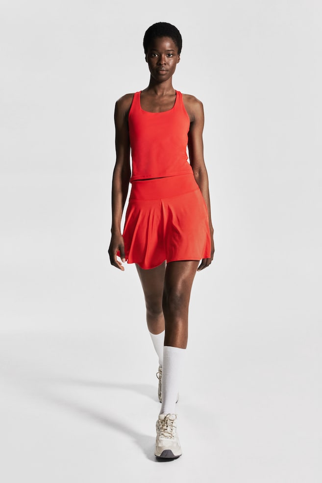 

Юбка для тенниса в круг, выкроенная методом drymove H&M, красный