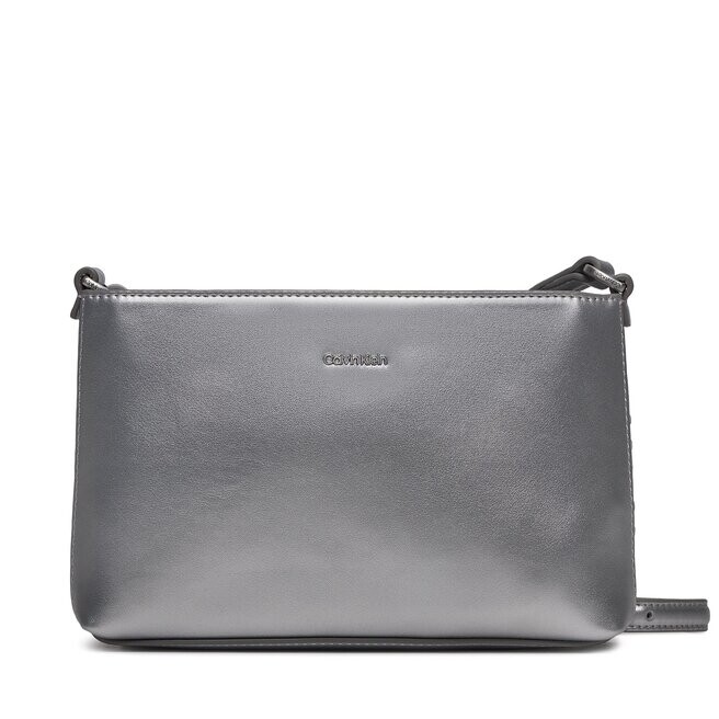 

Сумка Calvin Klein CkMust Crossbody, серебро