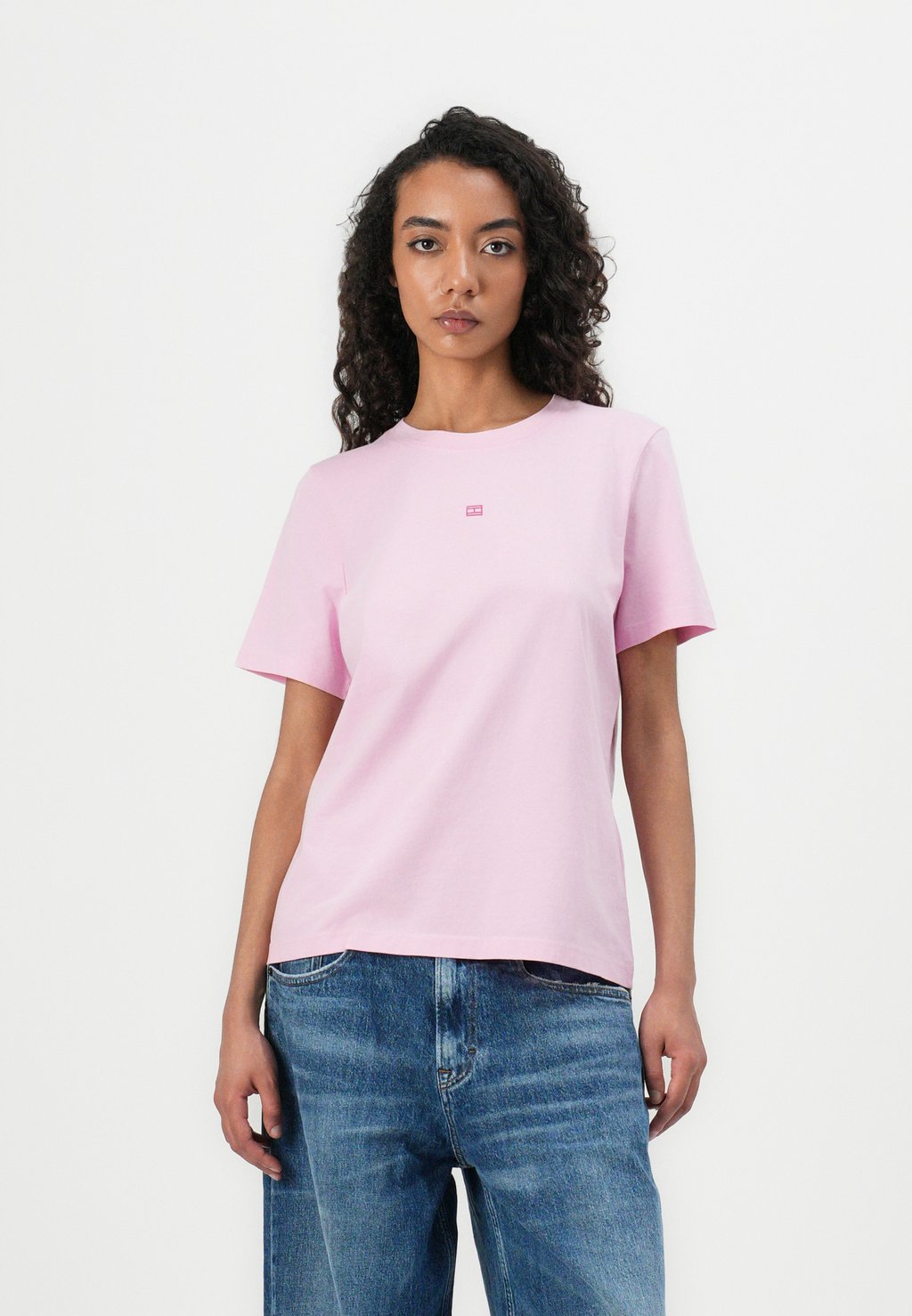 

Базовая футболка FLAG TEE Tommy Hilfiger, розовый