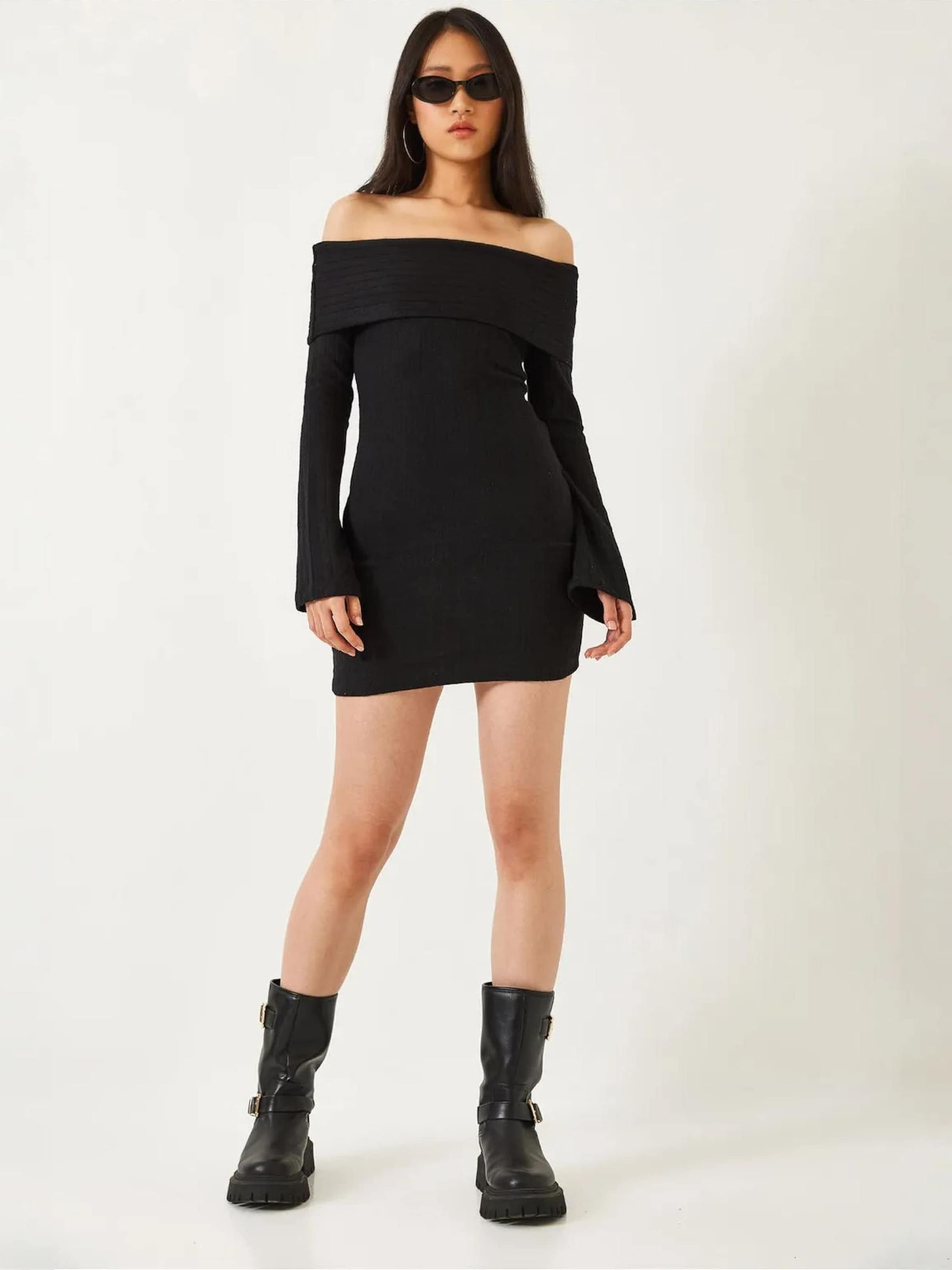 

Bianco Lucci Вязаное платье в черном цвете