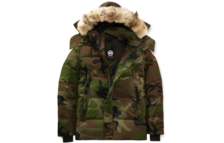 

Мужской пуховик Canada Goose, цвет camouflage