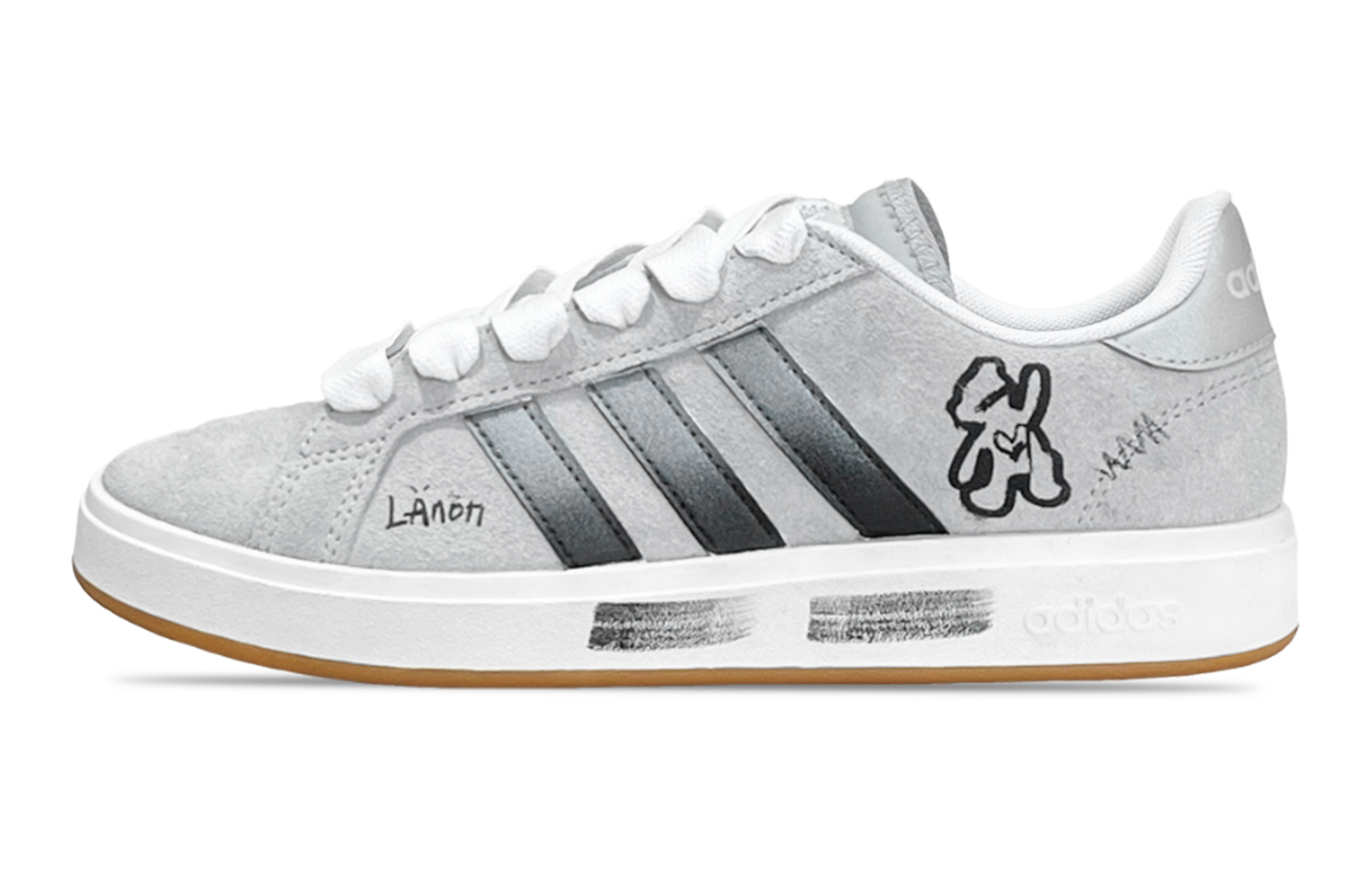 

Adidas GRAND COURT 00s Graffiti Bear Suede Abrasion Resistant Low top Skateboard Shoes Unisex Black Silver Gray