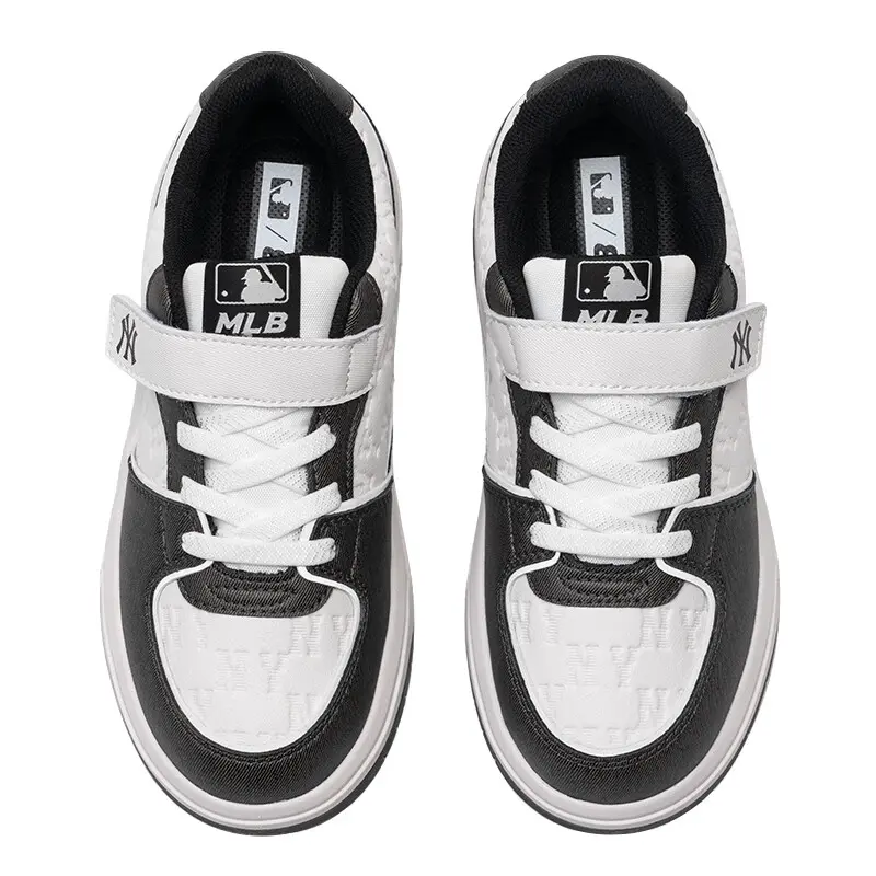New york yunkees chunky liner anti-kick cushioning balance low-top детские скейтбординг кроссовки kids MLB, черный/белый — фото 4