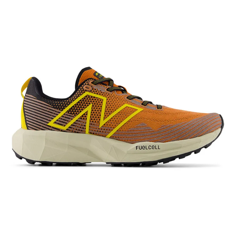 

Кроссовки New Balance Fuelcell Venym trainers, оранжевый