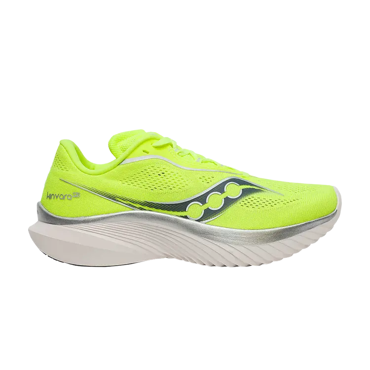 

Кроссовки Wmns Kinvara 15, цвет Citron Silver