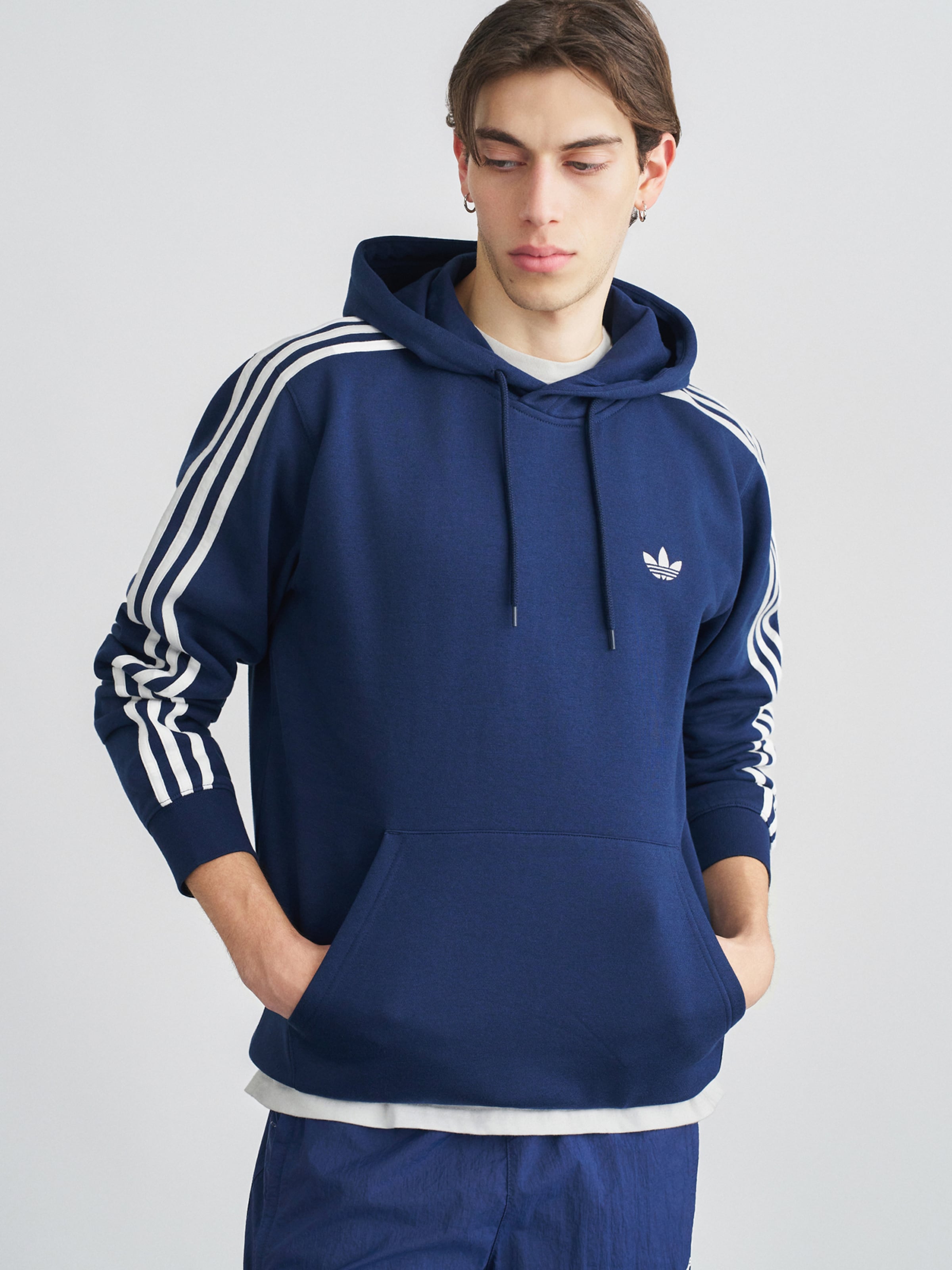 Adidas Originals Толстовка в темно-синем цвете — фото 3