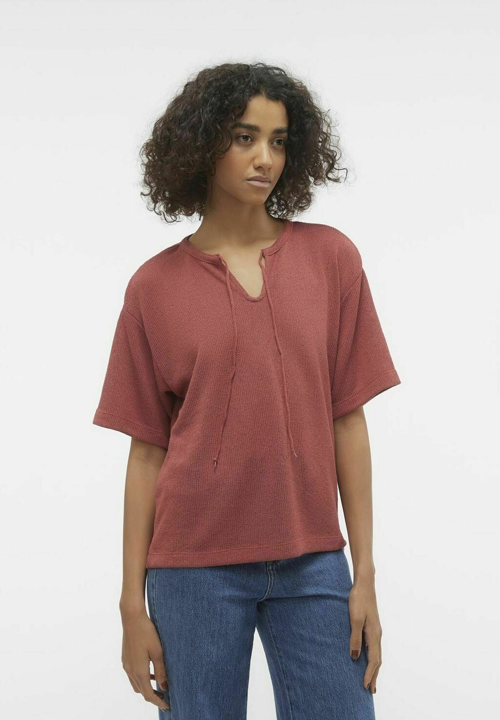 

Вязаный свитер EDDIE Vero Moda, цвет marsala