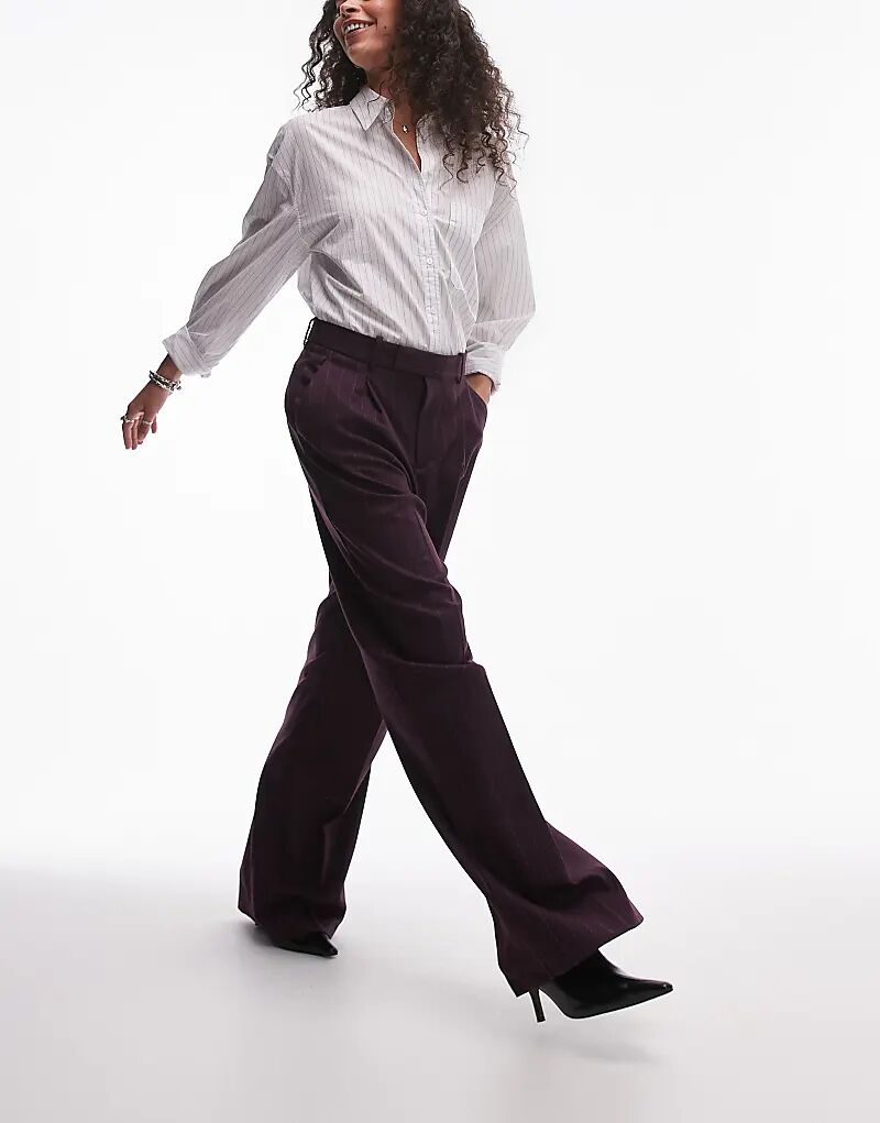 

Тонкие удлиненные брюки в тонкую полоску темно-красного цвета от Mango