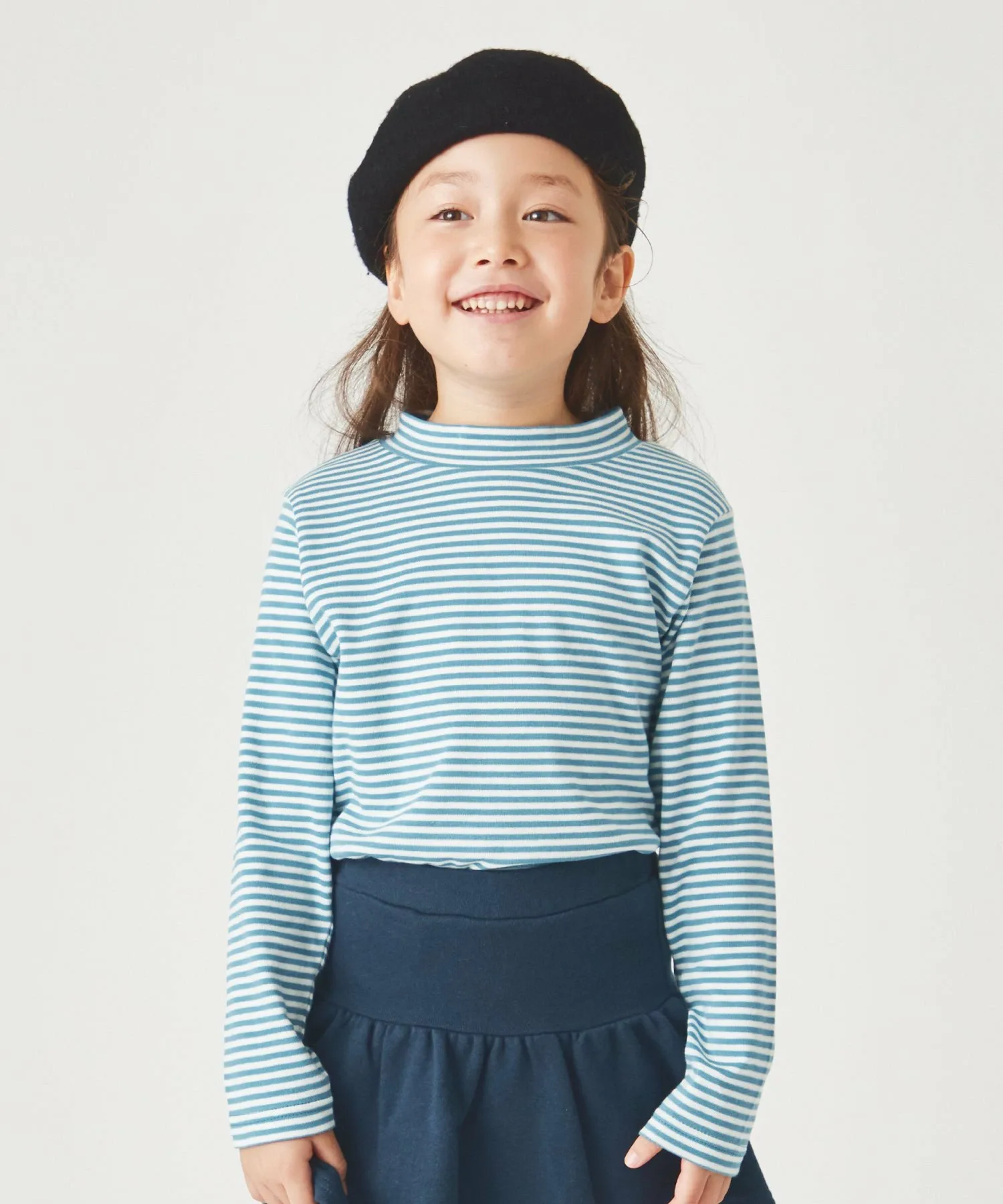 Простая футболка с высоким воротником Ever Closet, Blue border