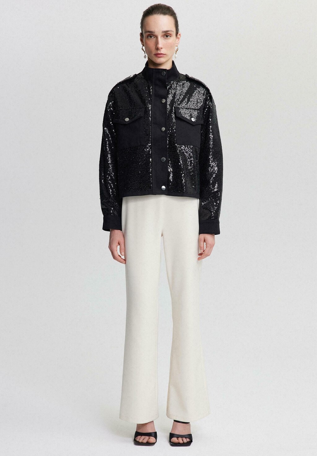 

Тонкая куртка SEQUNIED CROP Touché Privé, черный