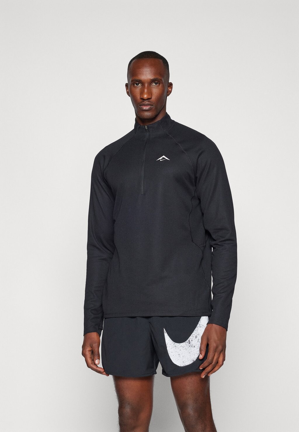 

Футболка с длинным рукавом TRAIL MIDLAYER Nike, черный
