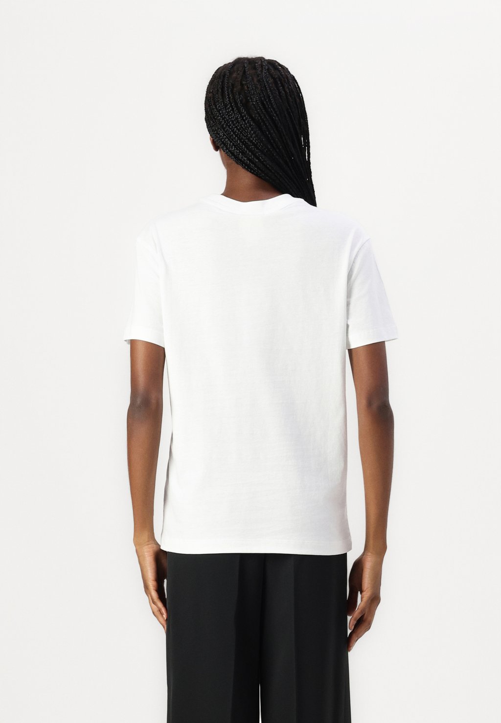

Базовая футболка NANO LOGO REGULAR Calvin Klein, белый