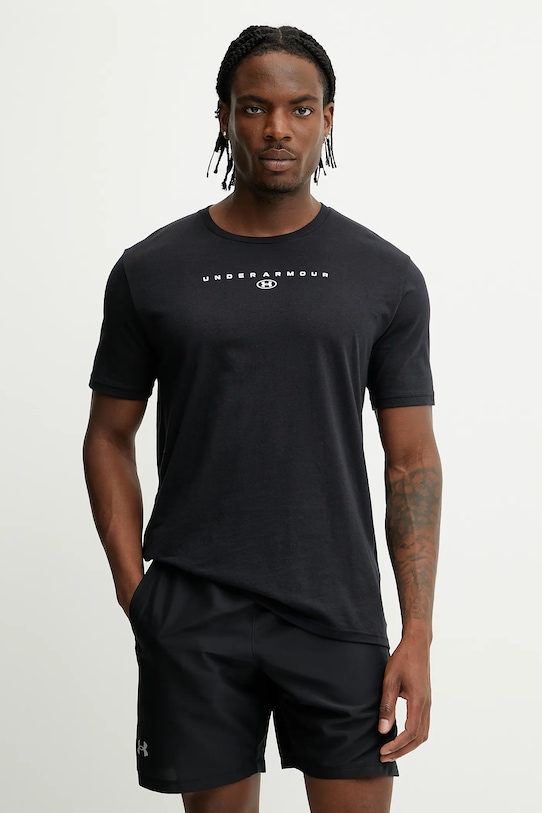 

Футболка для тренировок Under Armour, черный