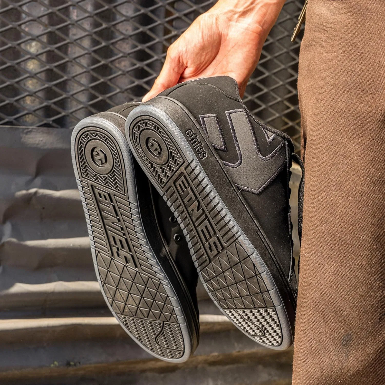 Кроссовки для скейтбординга Etnies Fader, цвет Black Dirty Wash — фото 3