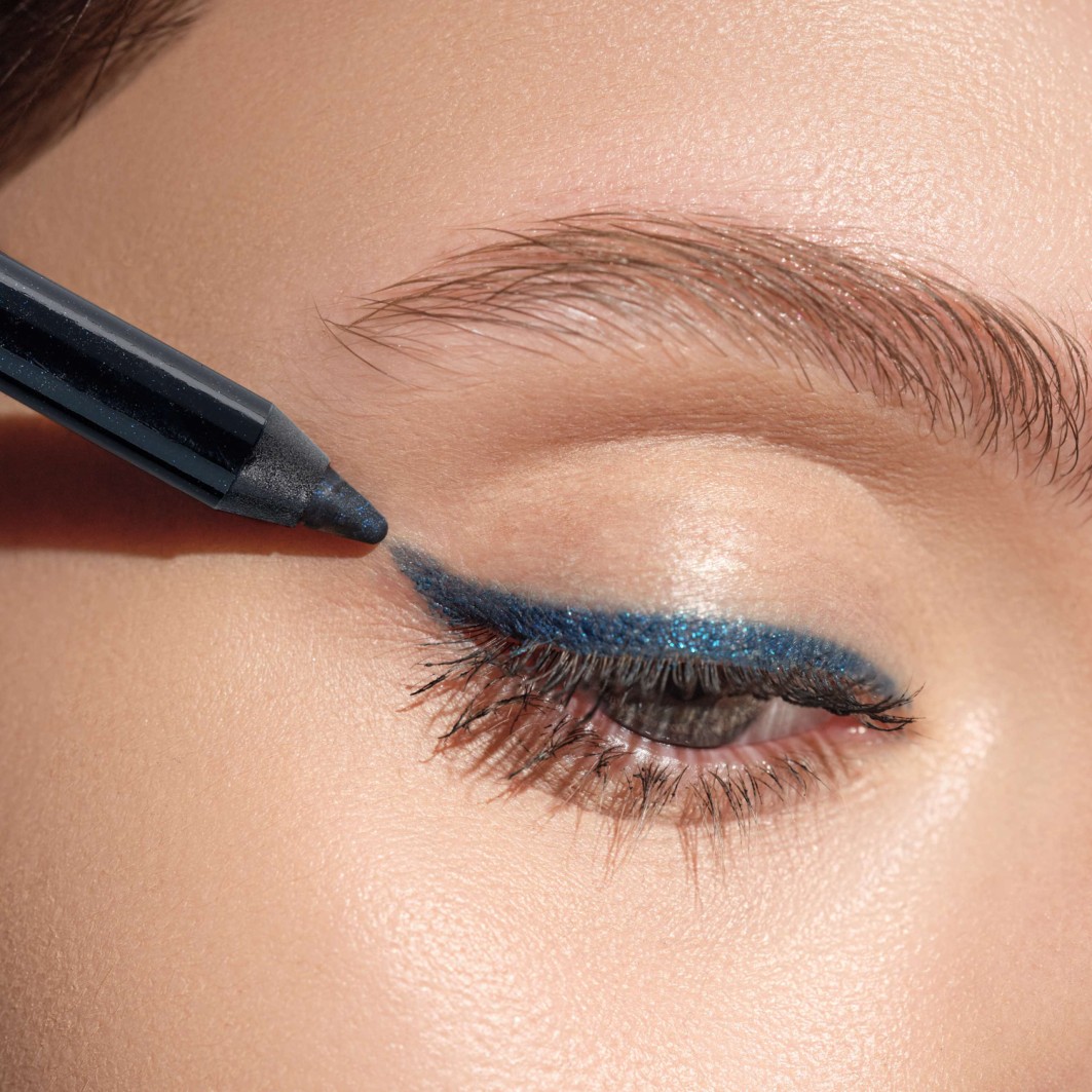 Подводка для глаз cosmic glam metallic long-lasting Artdeco, 33 - metallic universe, вес 1.2 гр. — фото 3