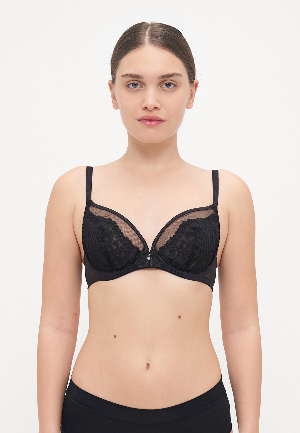 

Бюстгальтер на косточках WIRE BRA LASCANA, черный