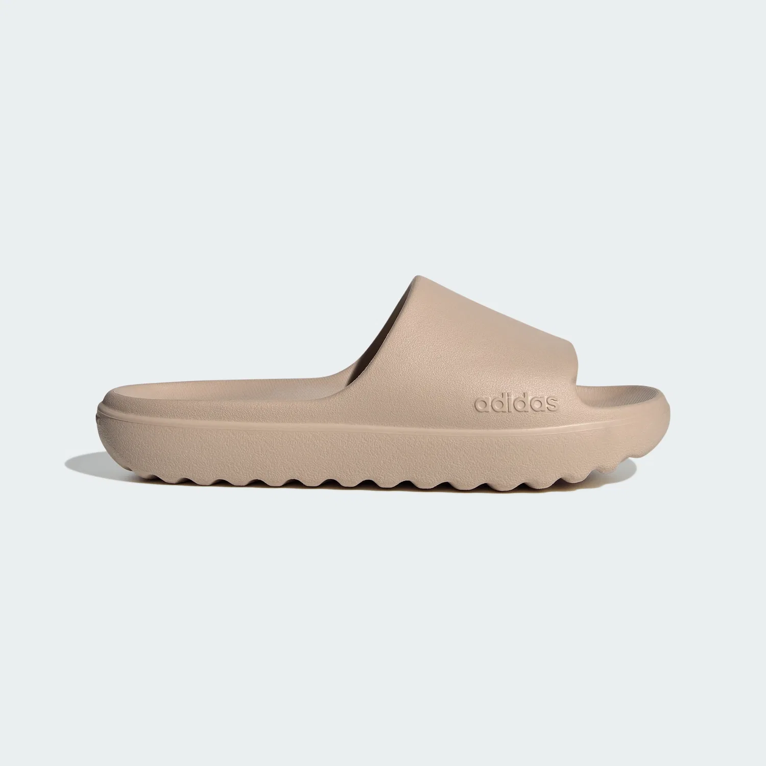 Мужские коричневые шлёпанцы Adilette Lumia от Adidas