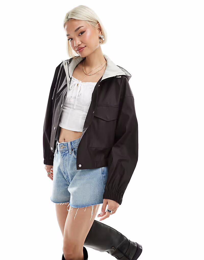 

Укороченная куртка-дождевик с капюшоном ASOS DESIGN коричневого цвета