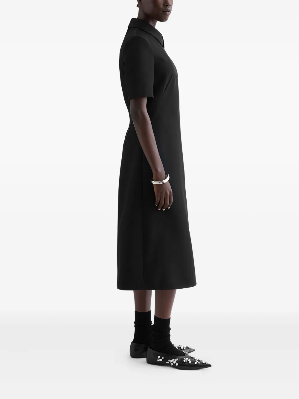 Шерстяное платье с заостренным воротником и оборками Jil Sander, черный — фото 2