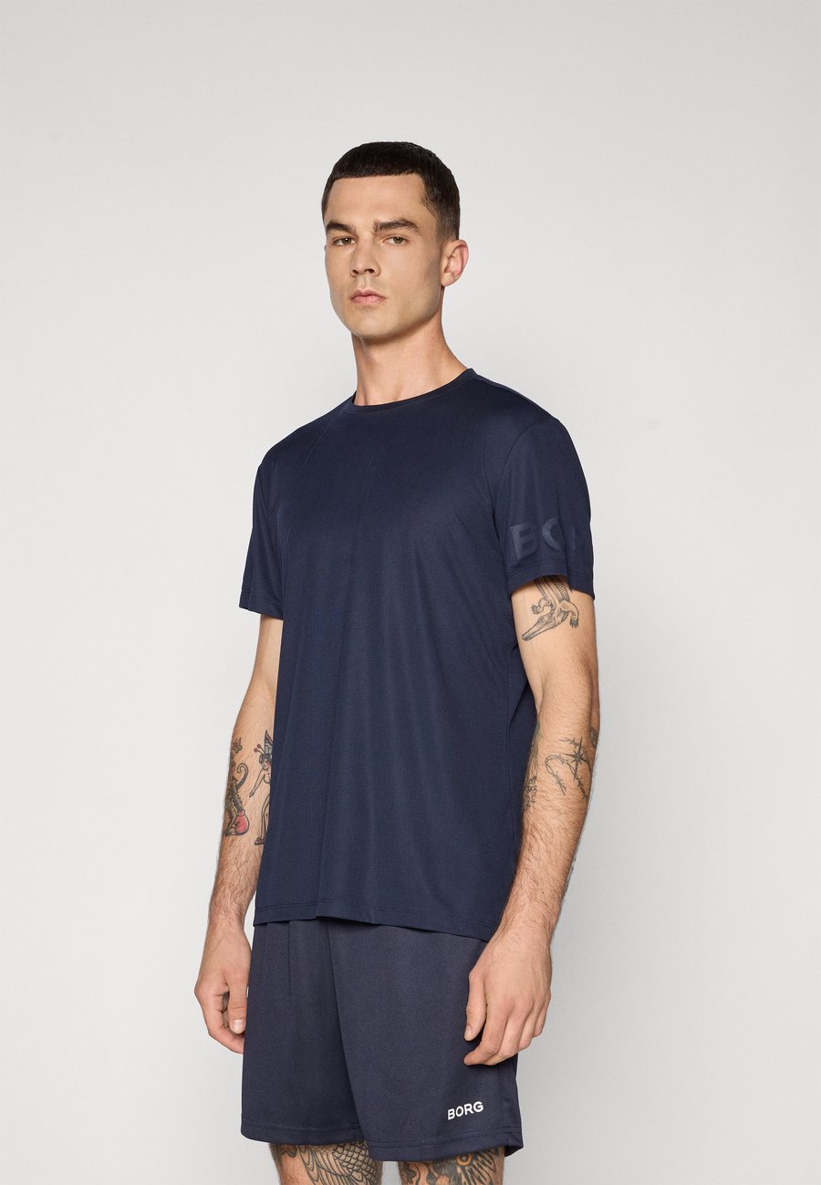 

Спортивная футболка Björn Borg LIGHT, Night Sky/Dark Blue