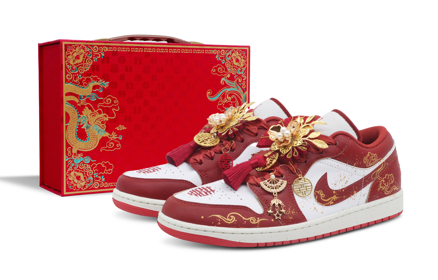 

Баскетбольные кроссовки Air 1 Vintage Men Low-Touch Gold Jordan, цвет China Red