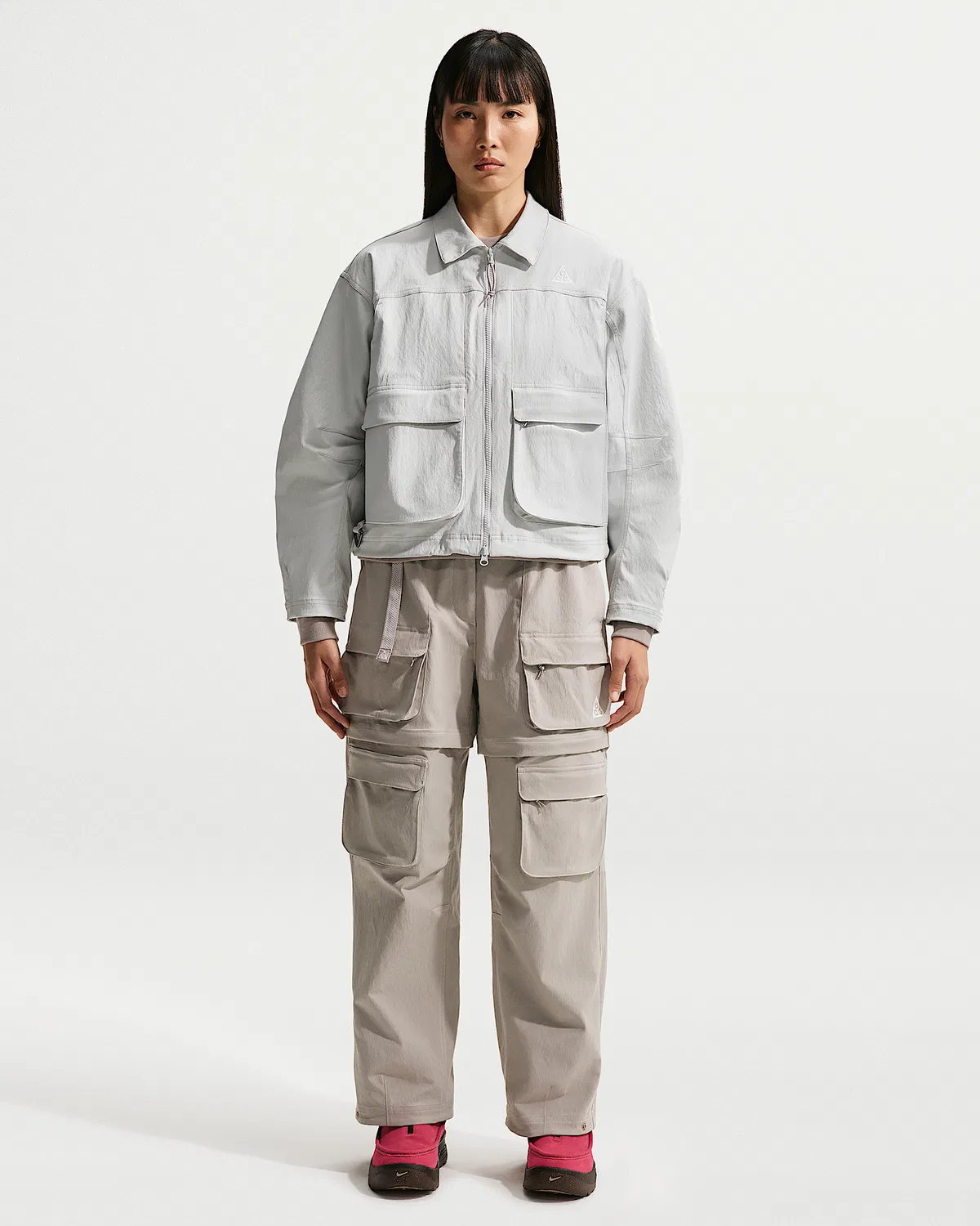 Женская куртка Nike ACG "Smith Summit" с защитой от УФ, Photon Dust/Grey Fog/College Grey/Summit White — фото 4