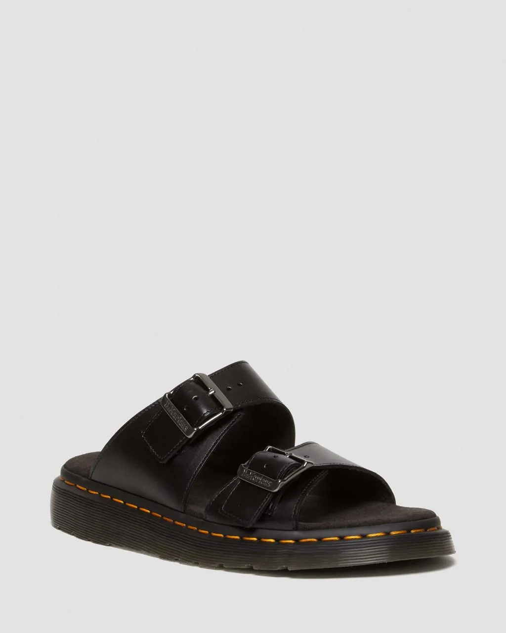 Кожаные шлепанцы с пряжкой Dr. Martens Josef Analine, цвет Black — Aniline