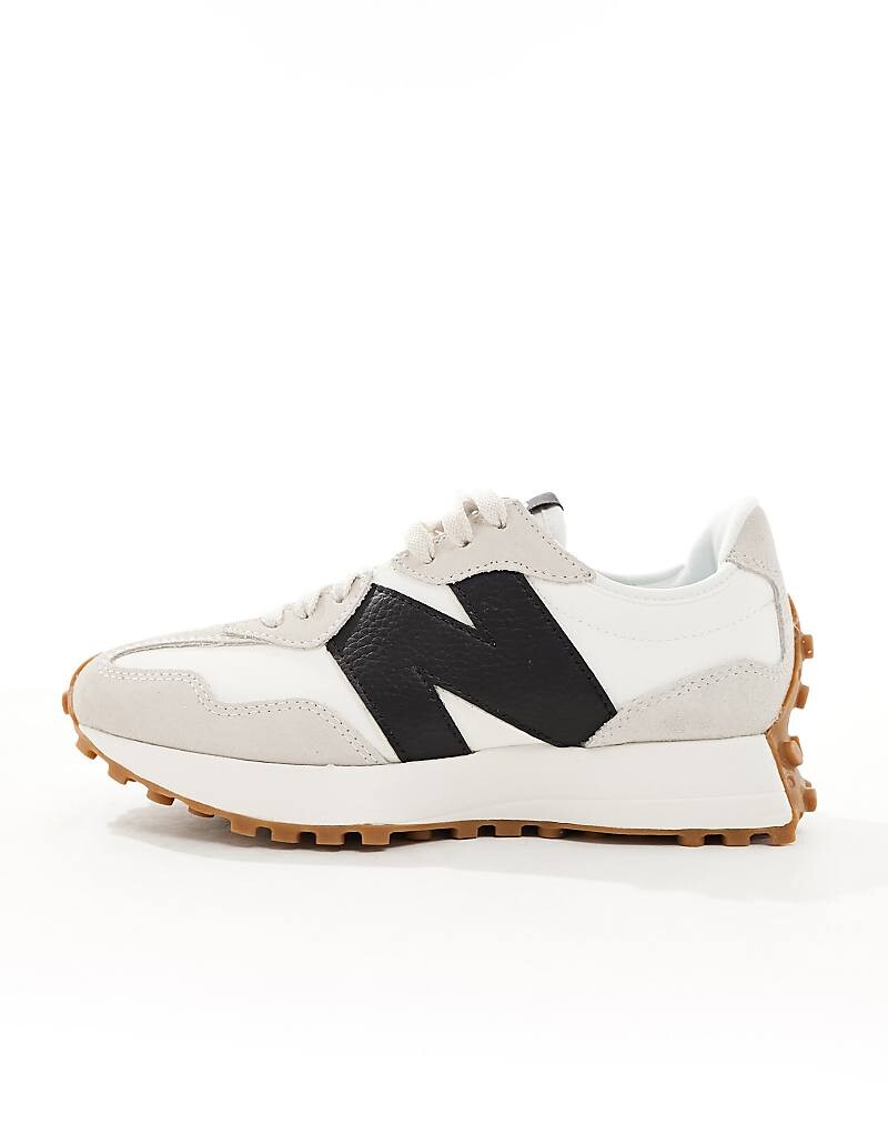 Белые и черные кроссовки New Balance 327 на резиновой подошве — фото 2