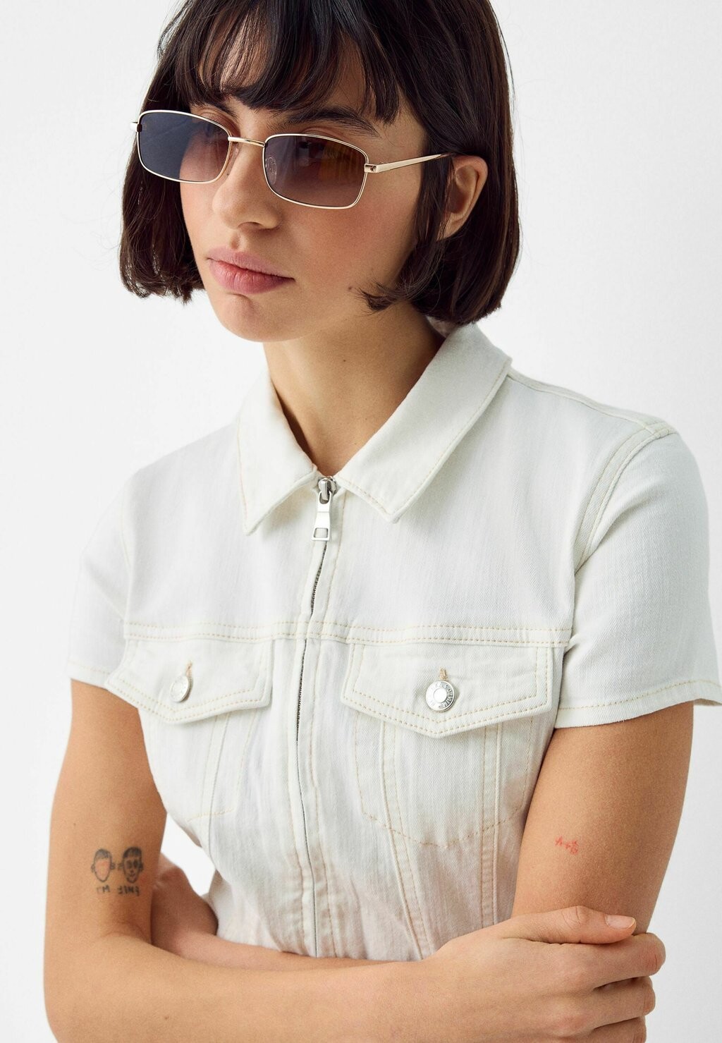 

Солнцезащитные очки Rectangular Bershka, цвет gold coloured