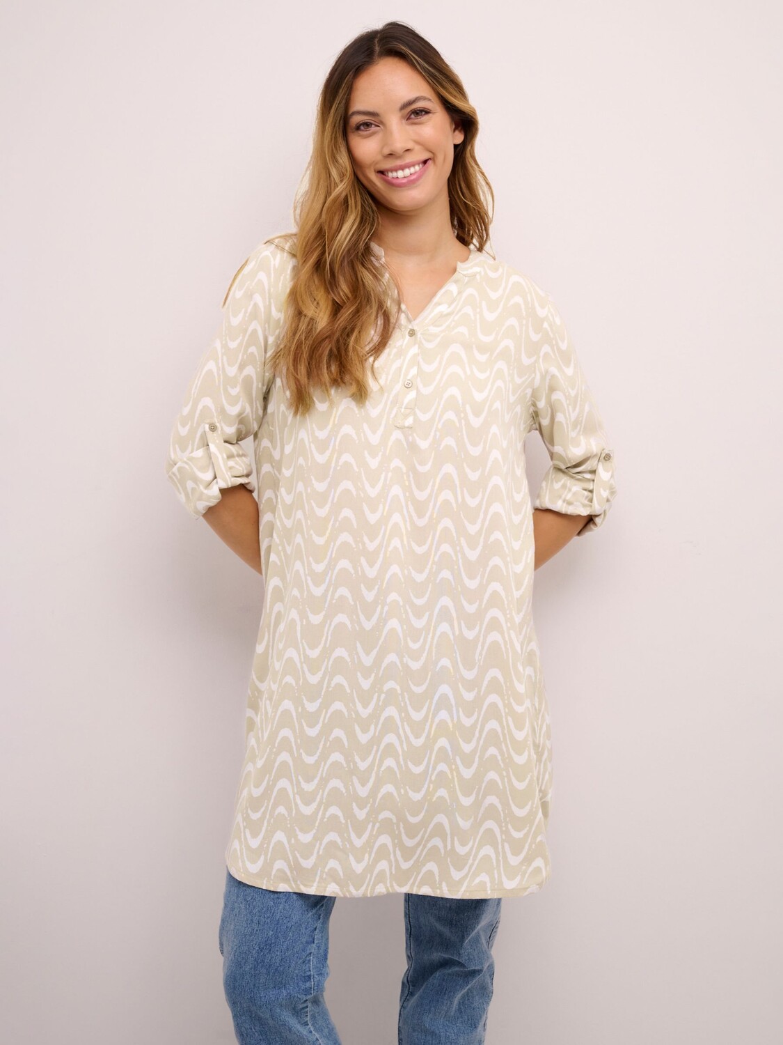 

Топ-туника Mira Weave KAFFE, перо серое