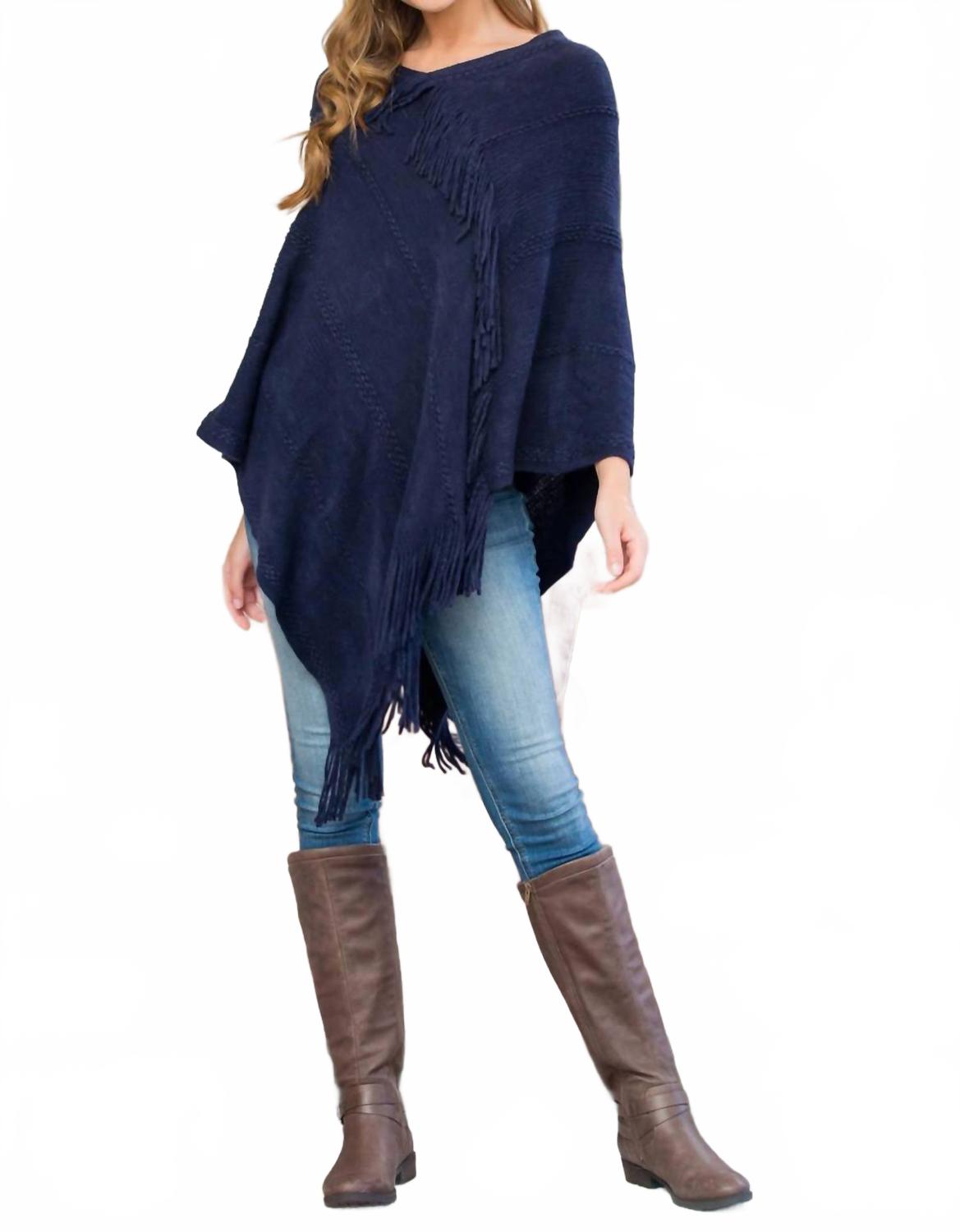 

Асимметричное пончо с бахромой в синем цвете Riah Fashion