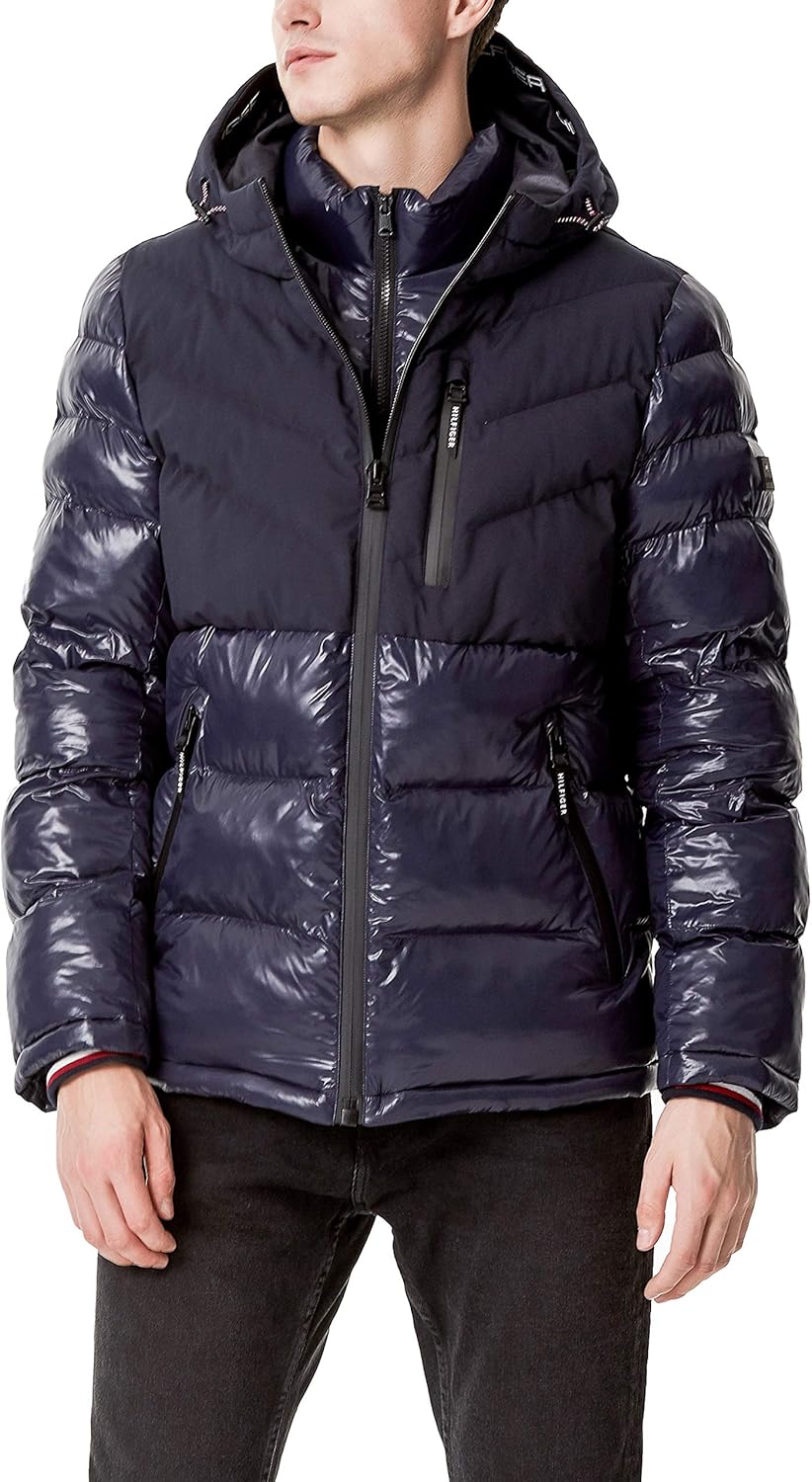 

Мужская стеганая куртка Tommy Hilfiger средней толщины с капюшоном и шевронным узором, Two Tone Midnight W. Bib