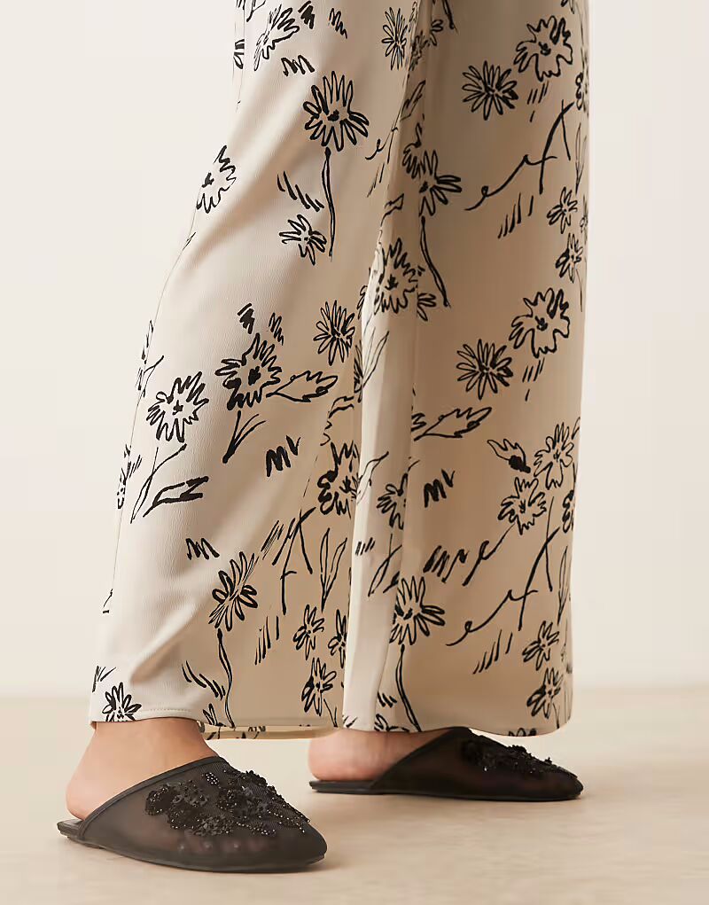 Балетки-мюли Lilyana из черной сетки с декором от ASOS DESIGN — фото 3